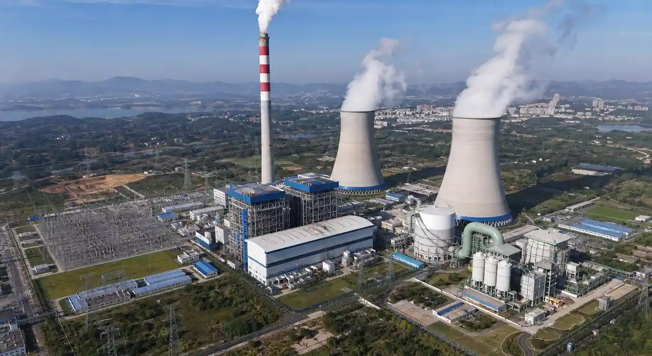 Power generation spray nozzle applications
